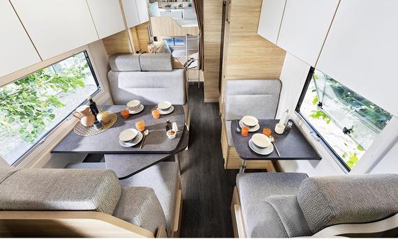 Chausson C656 (2025) - Chausson Das Innnenraumbils zeigt den Wohnraum des Chausson C656 (2025).