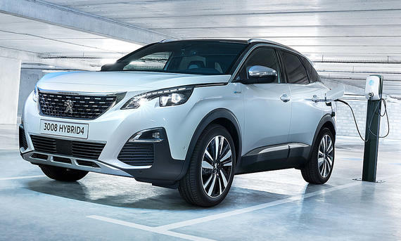 Peugeot 3008 GT Hybrid4 (2019) Peugeot 3008 GT Hybrid4 (2019)