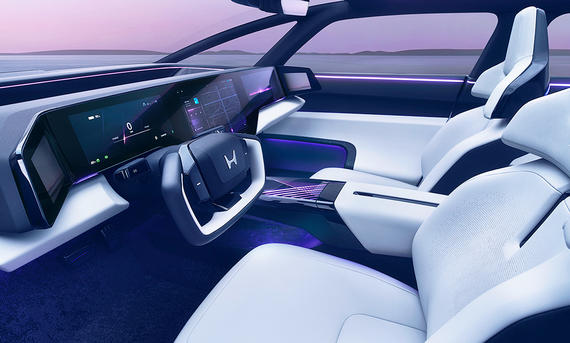 Honda 0 Saloon (2025) - Honda Blick auf die Armaturen im Innenraum des Honda 0 Saloon (2025).