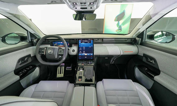 Citroën C5 Aircross (2025) - Citroën Das Cockpit des Citroën C5 Aircross (2025).