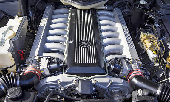 BMW 750iL V16 - BMW/Gudrun Muschalla Der Motor des BMW 750iL V16