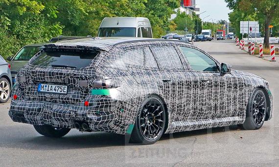 BMW M5 Touring (2024) - SH Proshots BMW M5 Touring (2024)