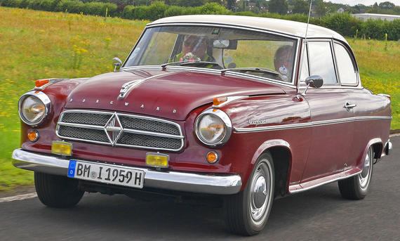 Borgward Isabella TS - Zbigniew Mazar Die Borgward Isabella TS fahrend von vorne
