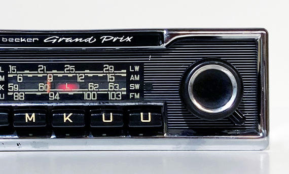 Wunderbar Custom Radio