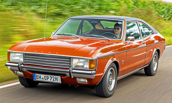 Ford Granada - Frank Ratering Der Ford Granada fahrend von vorne
