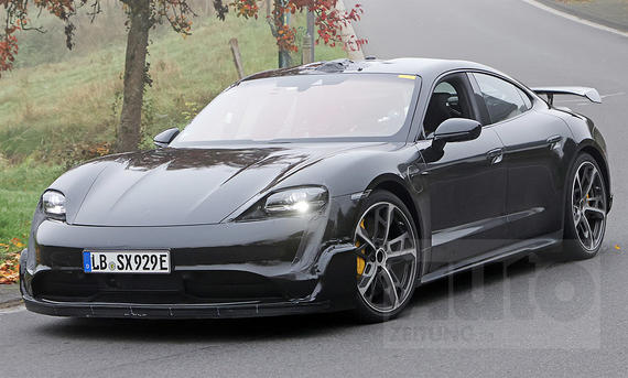 Porsche Taycan GT (2024) - CarPix Porsche Taycan GT (2024)