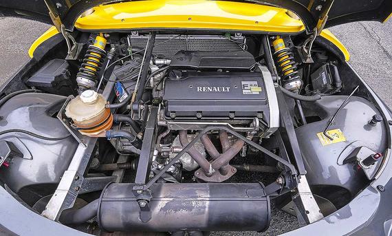 Der Motor des Renault Sport Spider.