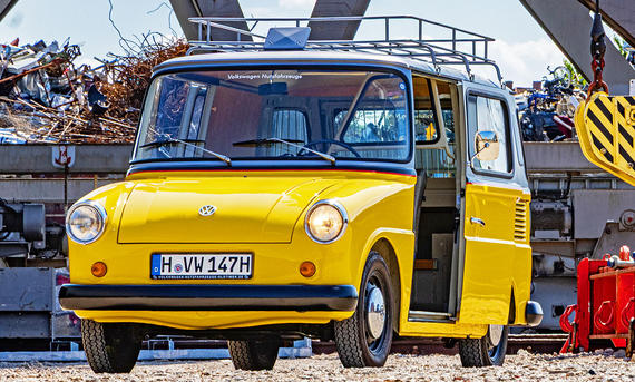 VW Typ 147 Fridolin - Markus Heimbach Der VW Typ 147 Fridolin stehend von vorne