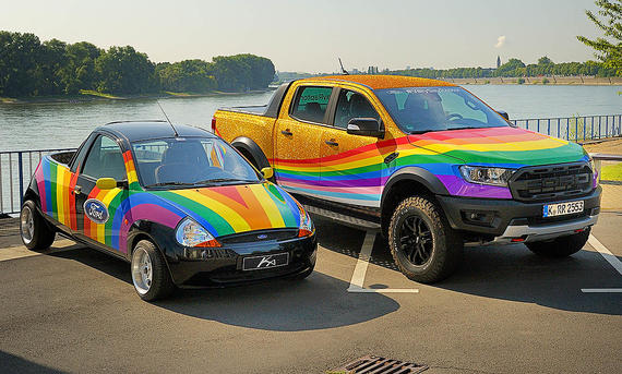 Ford &quot;Very Gay Raptor&quot;