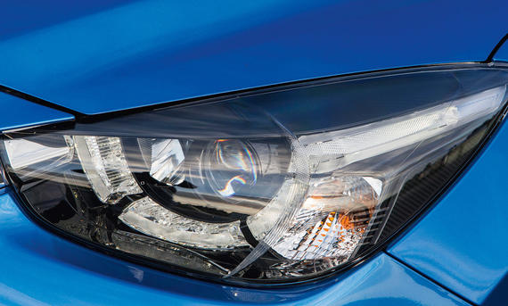 Lichttest Service Ratgeber Mazda 2 LED Vergleich