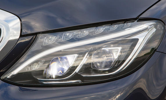 Lichttest Service Ratgeber Mercedes C-Klasse LED Vergleich