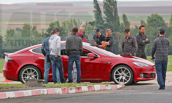 Tesla Model S: Nürburgring-Rekordversuch Tesla Model S: Nürburgring-Rekordversuch