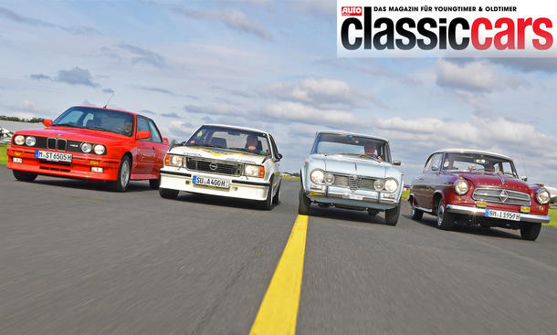 Alfa Romeo Giulia 1.6 TI, BMW M3 (E30), Borgward Isabella TS und Opel Ascona 400 fahrend von vorne