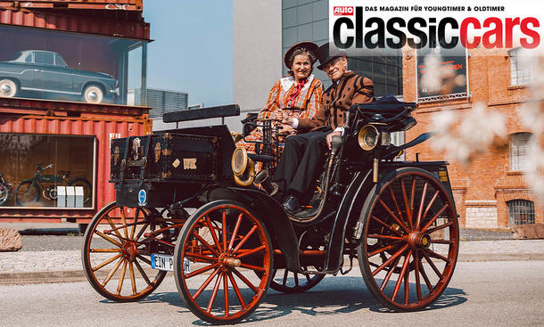 Die Benz Victoria statisch von schräg vorne fotografiert. 