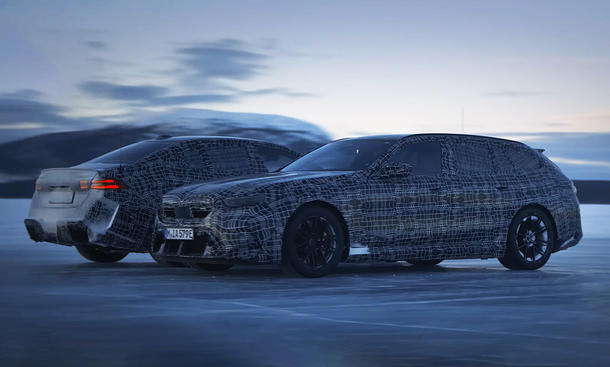BMW M5 Limousine/Touring (2024), getarnte Erlkönige, auf zugefrorenem See
