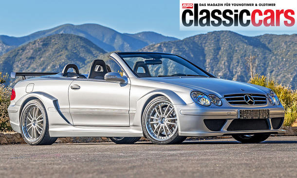 Das Mercedes CLK DTM Cabrio stehend von schräg vorne