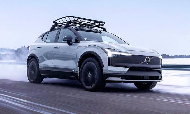 Volvo EX30 Cross Country (2025)
