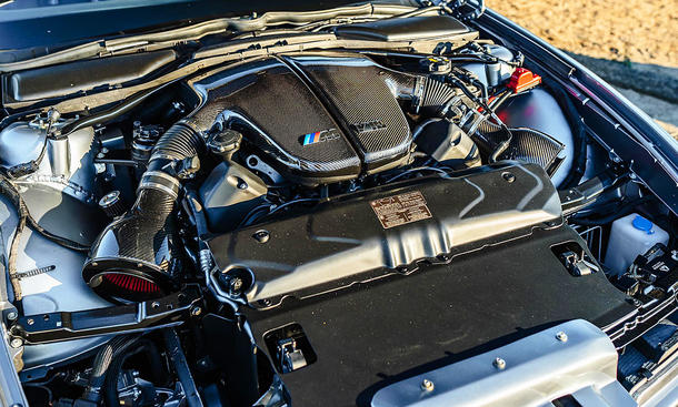 Der Motor des BMW 858 CSL.