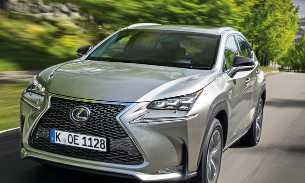 Lexus NX 300h AWD F-Sport SUV Test Hybrid Bilder technische Daten 