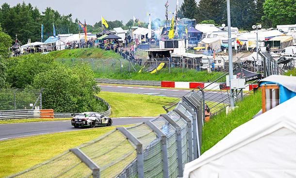 24h-Rennen am Nürburgring - Imago (Mueller Laschet) 24h-Rennen am Nürburgring