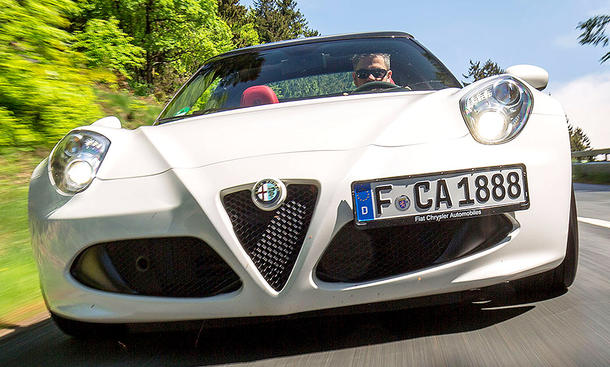 Alfa Romeo 4C Spider (2015)