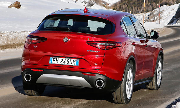 Neuer Alfa Romeo Stelvio (2017)