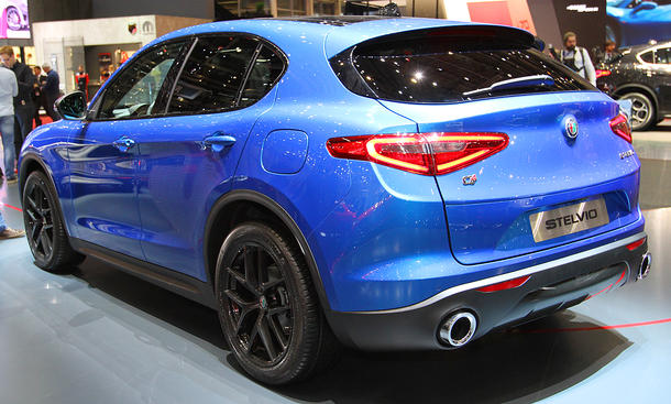 Alfa Romeo Stelvio (2017)