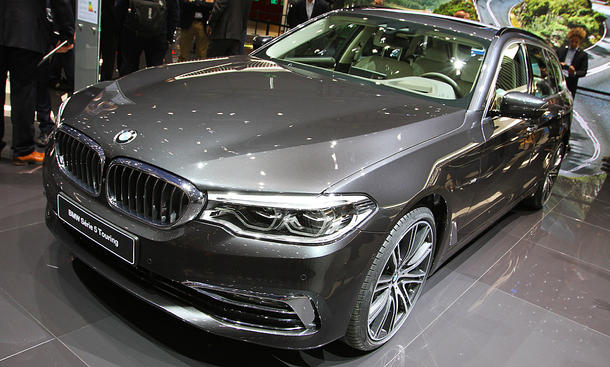 BMW 5er Touring auf dem Genfer Autosalon 2017