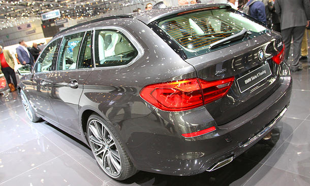 BMW 5er Touring auf dem Genfer Autosalon 2017