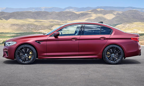 BMW M5 (2018)