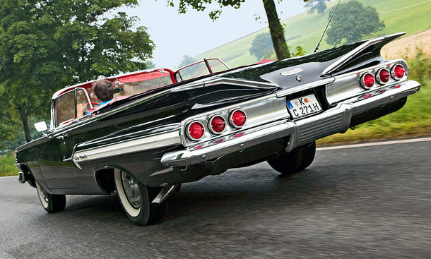 Chevrolet Impala Cabrio: Classic Cars