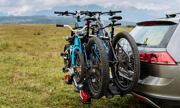 THULE Kompakt-Fahrradträger für die Caravan-Deichsel mit 2 Schienen