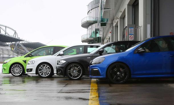Kompaktsportler im Vergleich: VW Golf R DSG gegen BMW 130i, Audi S3 S tronic und Ford Focus RS