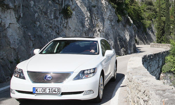 Dauertest: Lexus LS 600h Ambience im 100.000-Kilometer-Test