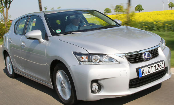 Lexus CT 200h im Test der AUTO ZEITUNG