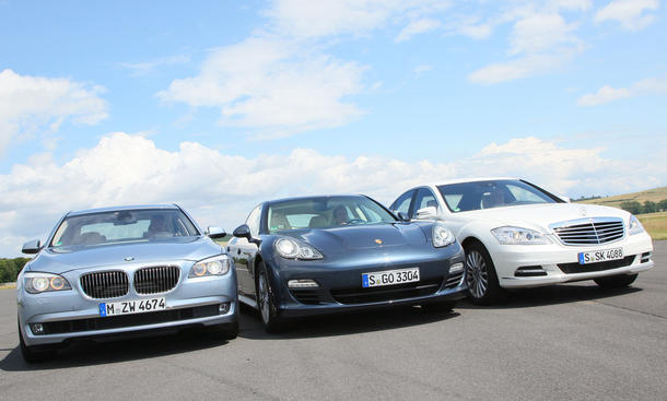 BMW ActiveHybrid 7 Porsche Panamera S Hybrid Mercedes S 400 Hybrid