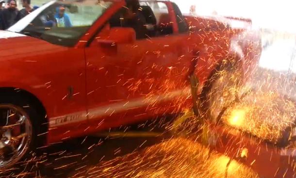 Ford Shelby GT500 vs. Leistungsprüfstand