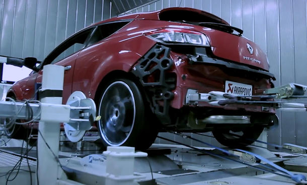 Renault Megane RS Trophy 2014: Auspuff-Sound im Video Renault Megane RS Trophy: Starke Sonderedition mit neuem Teaser-Video