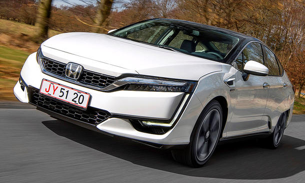 Honda Clarity FCV (2016)