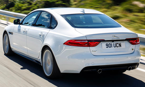 Jaguar XF (2015)