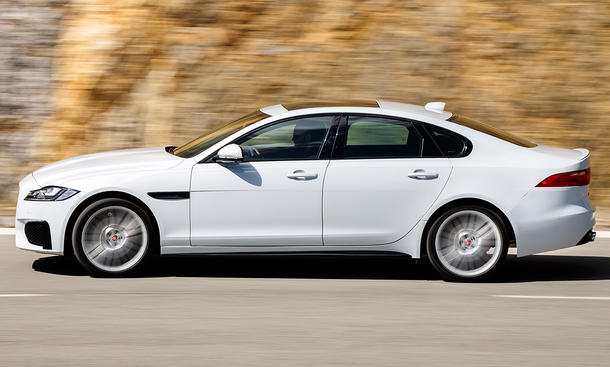 Jaguar XF (2015)