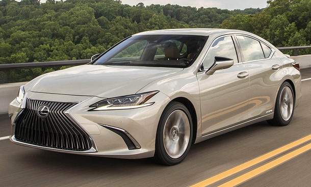 Lexus ES 300h (2018)