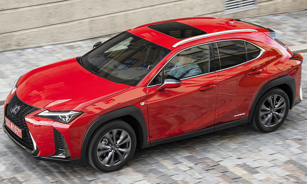 Lexus UX 250h FWD: Test