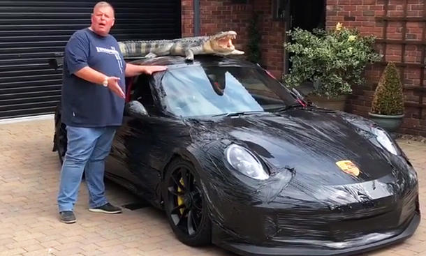 Blogger foliert Porsche mit Klebeband