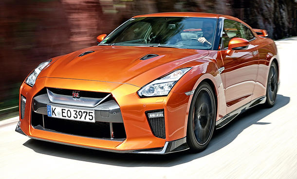 Nissan GT-R