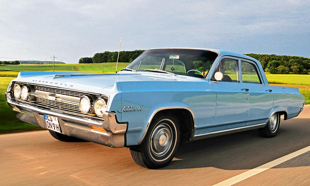 Oldsmobile Jetstar 88: Classic Cars