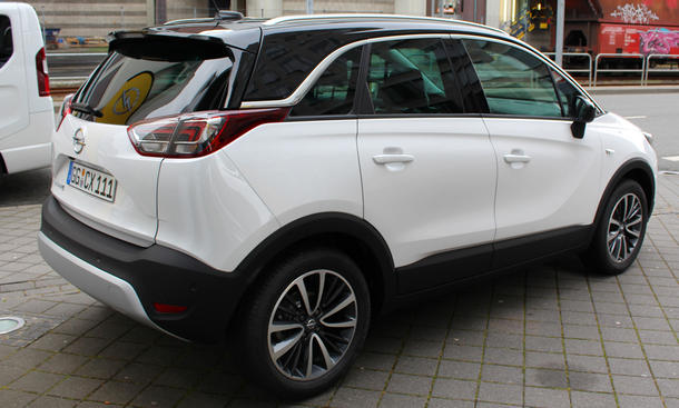 Opel Crossland X (2017)