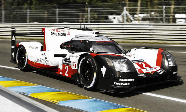 PORSCHE LE MANS 2017 POSTKARTE Zuffenhausen 