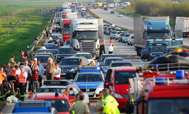 Rettungsgasse bilden 2017