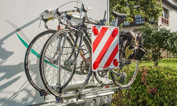 Warntafel: Italien/Spanien/Fahrradträger